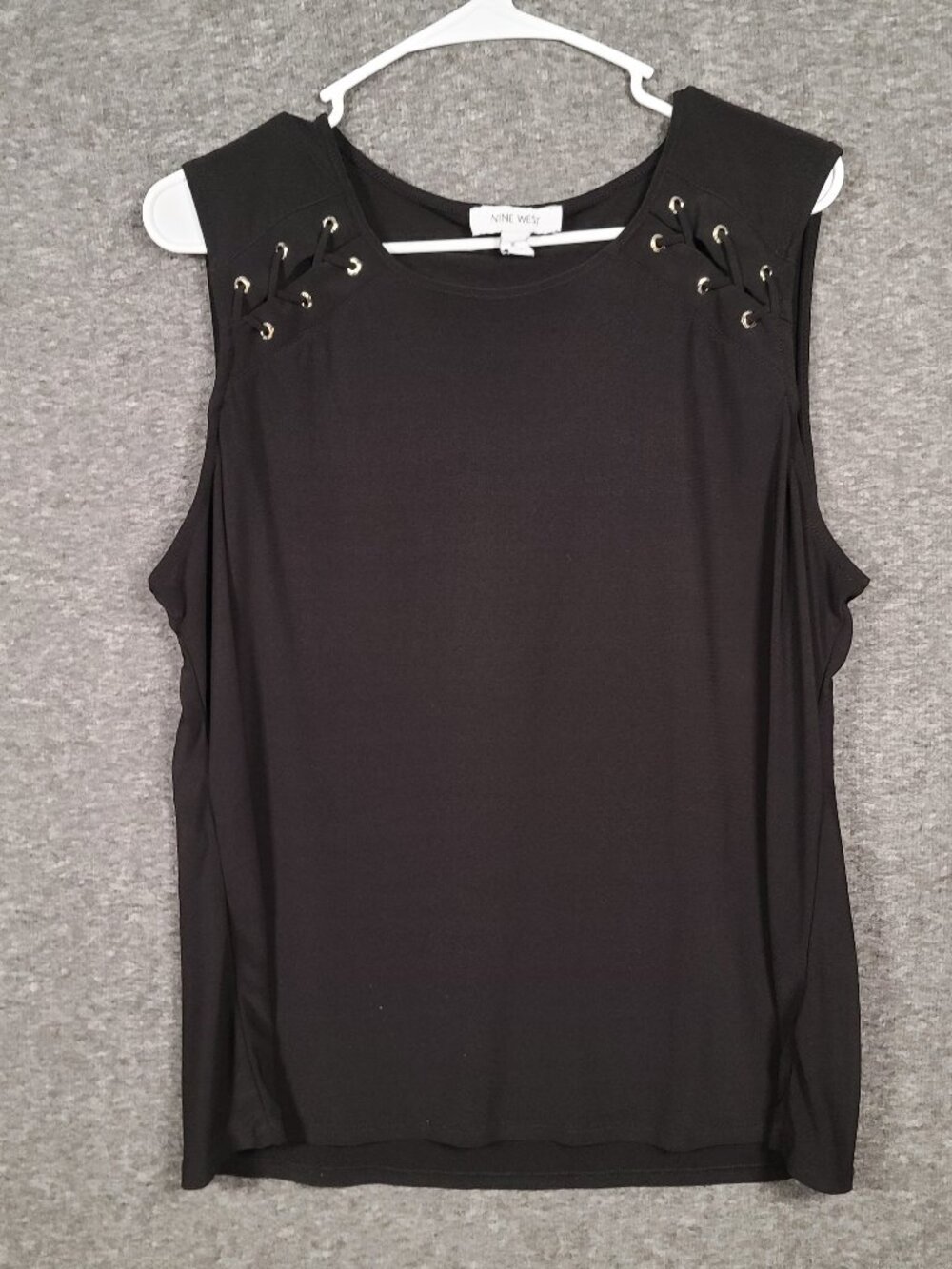 Nine West Women's XL Sleeveless Crew Neck Blouse Black